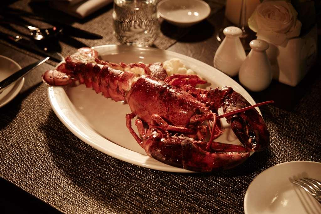 윈저 호텔 타이중 레스토랑 사진 A grilled cuttlefish