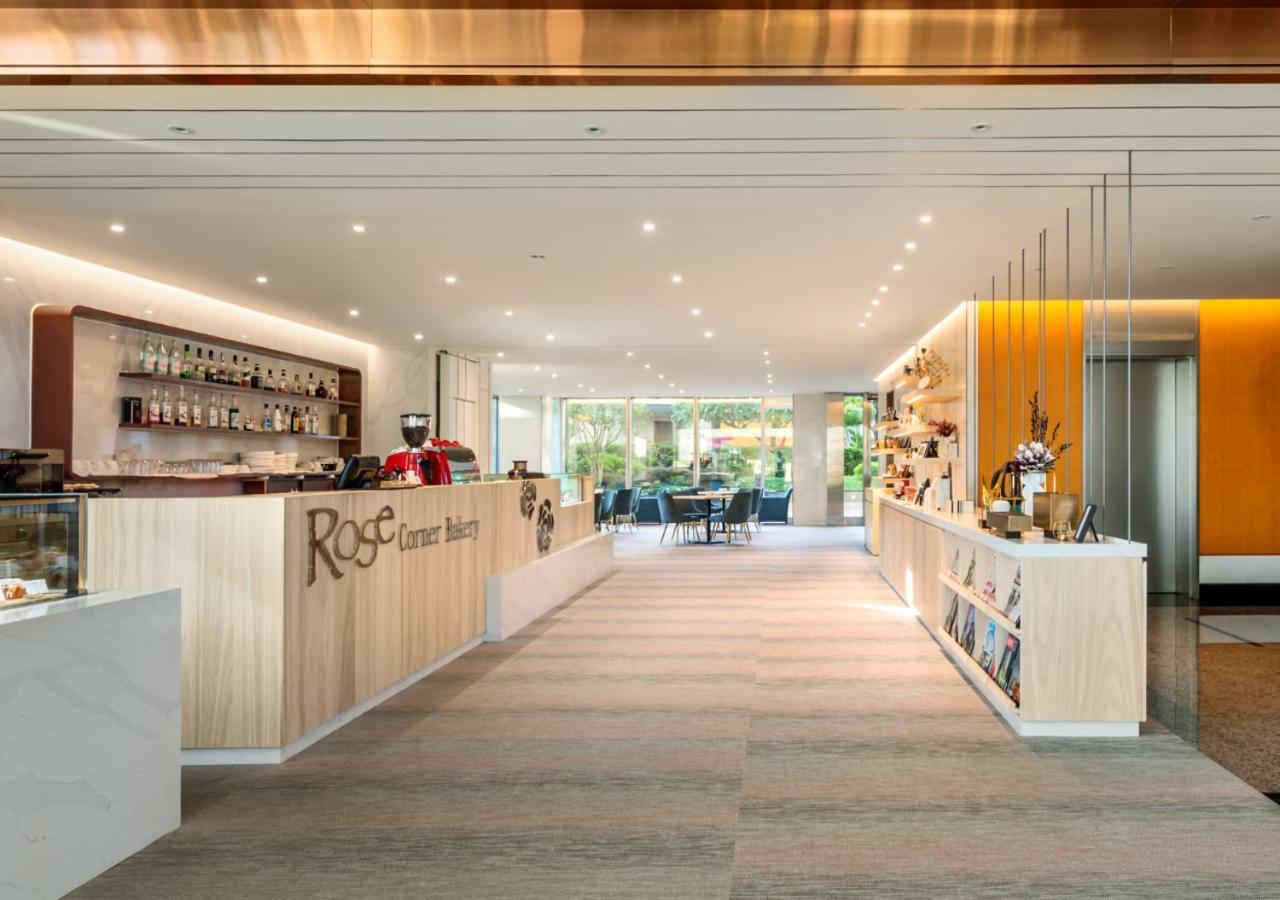 윈저 호텔 타이중 외부 사진 Rose Lounge at Zurich Airport