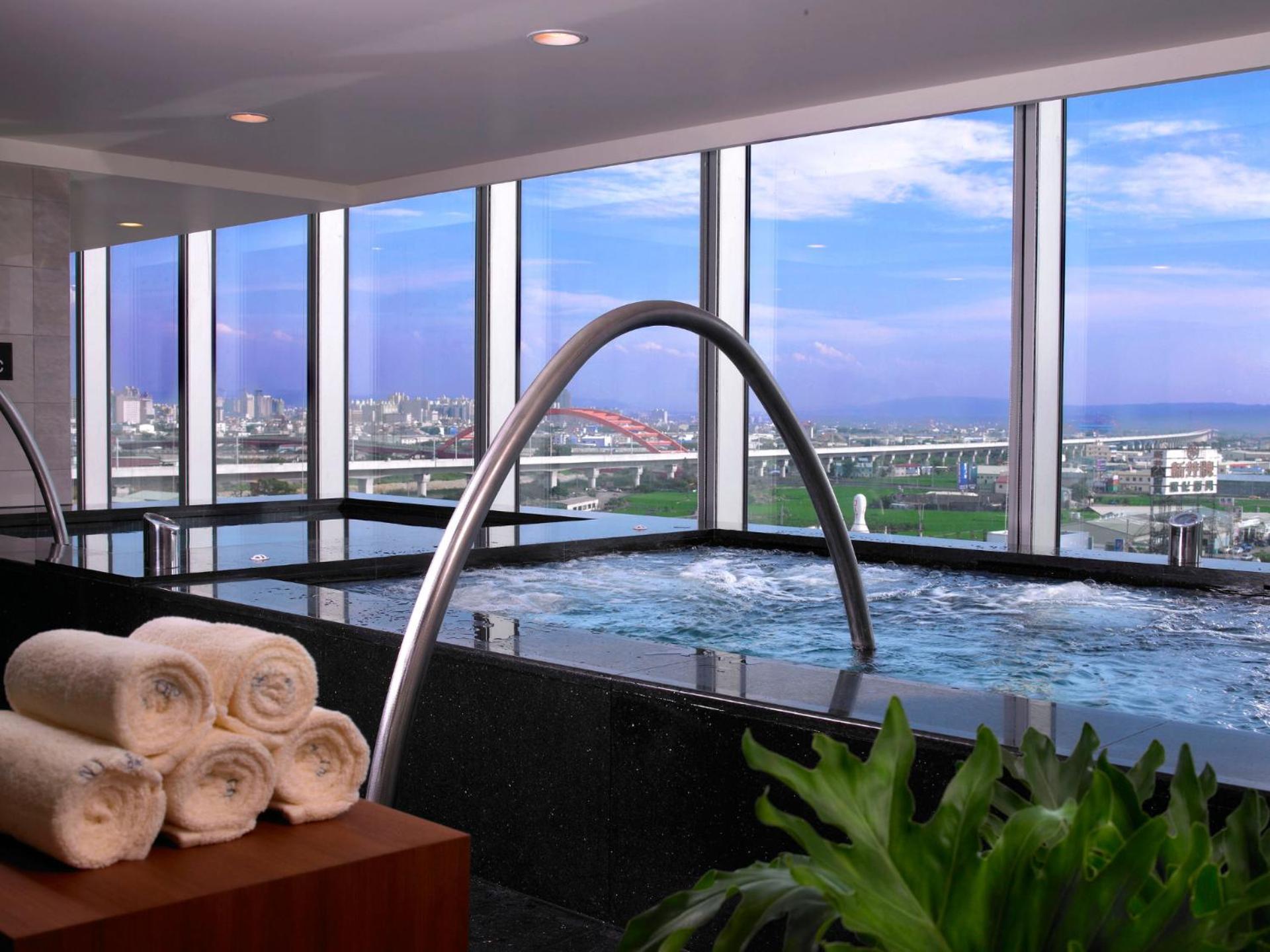 윈저 호텔 타이중 외부 사진 The spa at the InterContinental