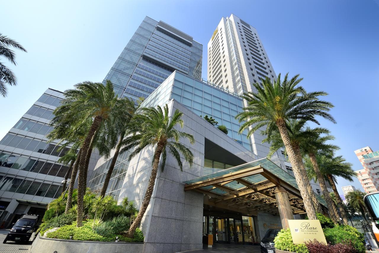 윈저 호텔 타이중 외부 사진 The entrance of the hotel
