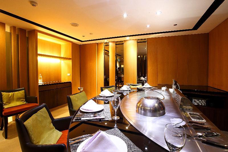 윈저 호텔 타이중 외부 사진 The restaurant